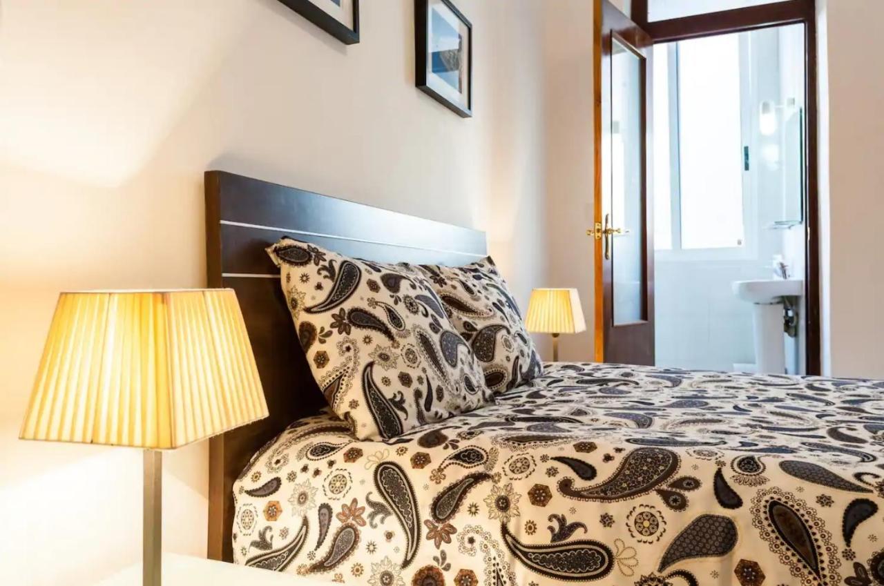 Spacious, Bright Apartment Next To The Old Town Валенсия Екстериор снимка